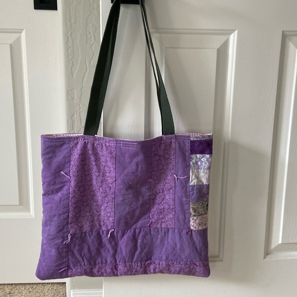 Mommajsews Handbags - Upcycle from quilt Tote bag